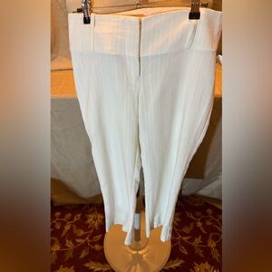 Spring Street Cream Women's Capris